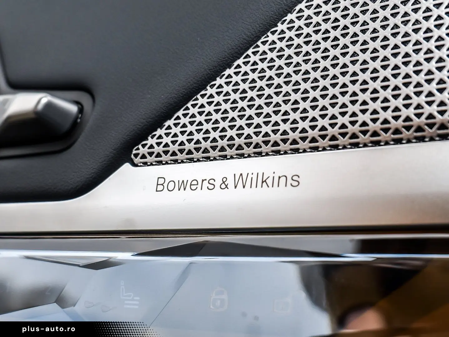 BMW 750e xDrive Pano DAP PAP Massage Iconic Glow Exe