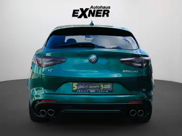 ALFA ROMEO Stelvio 2.9 V6 Bi-Turbo QUADRIFOGLIO ACC LED SHZ