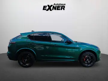 ALFA ROMEO Stelvio 2.9 V6 Bi-Turbo QUADRIFOGLIO ACC LED SHZ