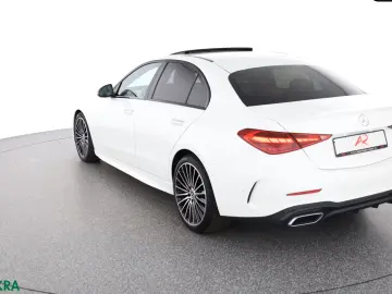 Mercedes-Benz C 200 d AMG NIGHT HEADUP