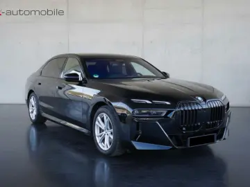BMW 740 d xDrive M Sport Pro SHZ PANO