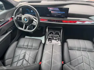 BMW 740 d xDrive M Sport Pro SHZ PANO