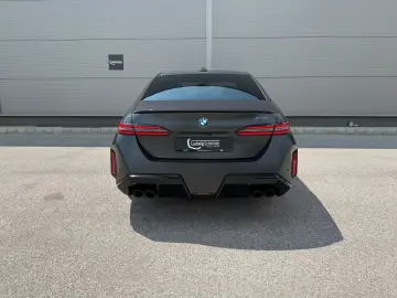 BMW M5 xDrive  B&W 360  DR.ASSPRO
