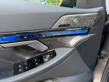 BMW M5 xDrive  B&W 360  DR.ASSPRO