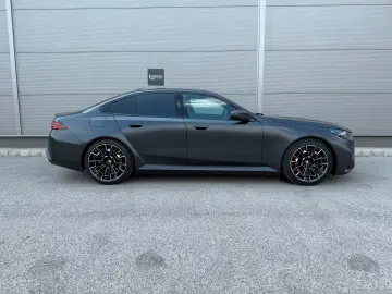 BMW M5 xDrive  B&W 360  DR.ASSPRO
