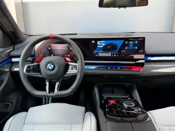 BMW M5 xDrive  B&W 360  DR.ASSPRO