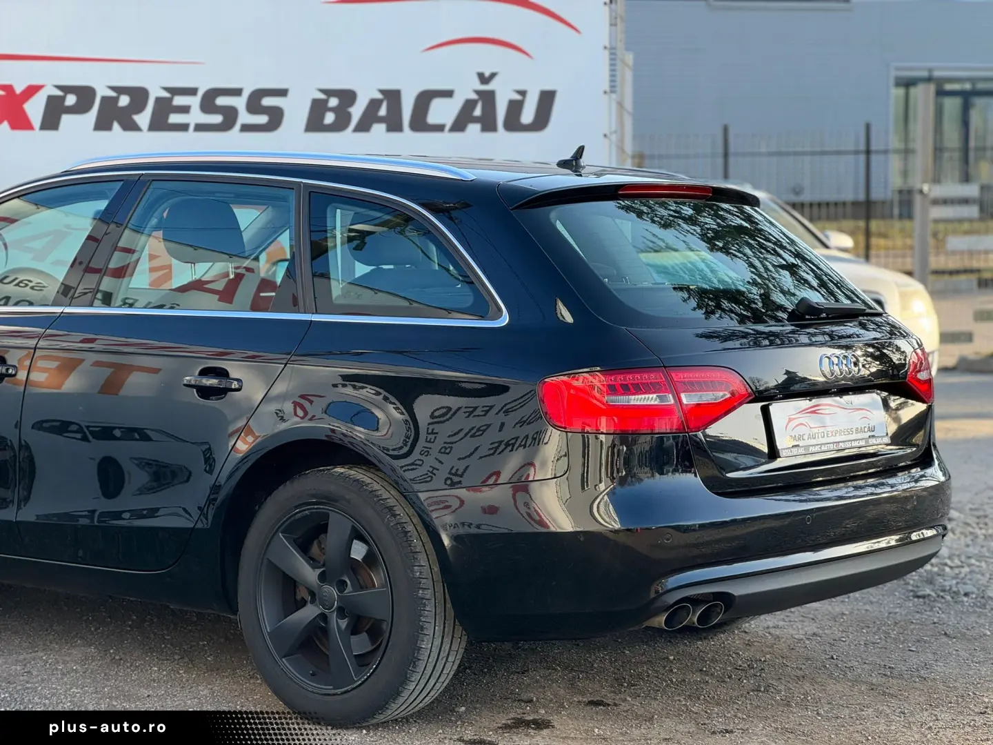 Audi A4 2.0 TDI Attraction