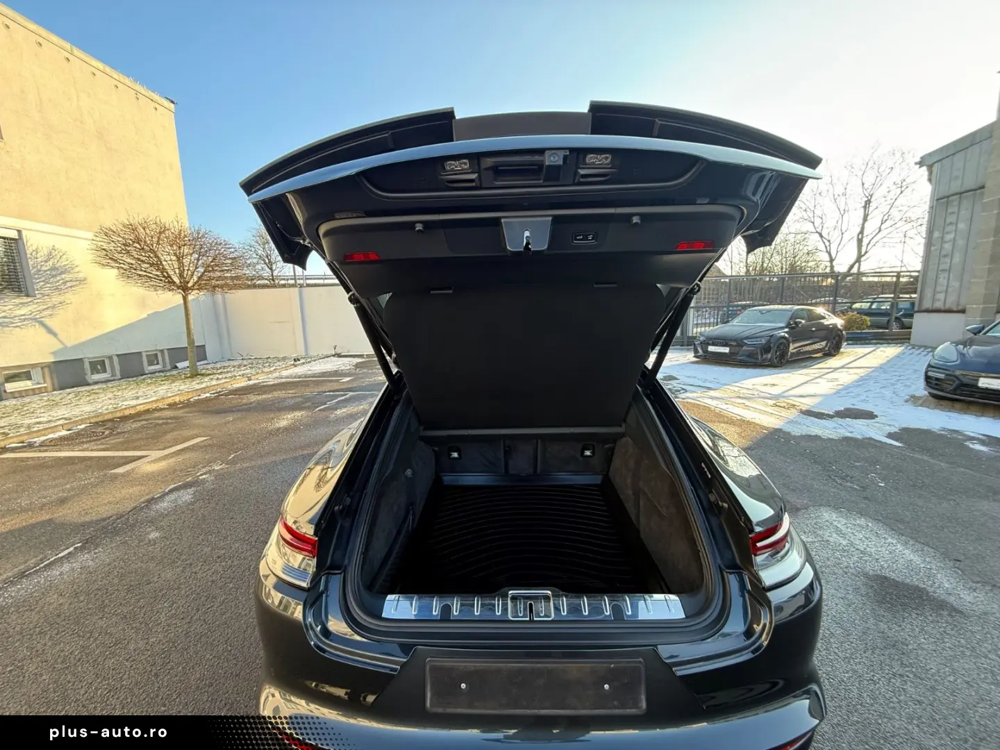 PORSCHE Panamera Turbo S E-Hybrid MATRIX SOFT BURMESTER