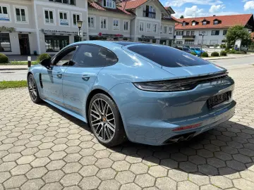 PORSCHE Panamera Turbo S TOPAUSSTATTUNG