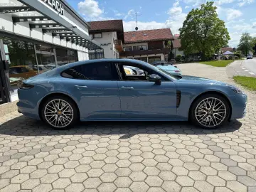 PORSCHE Panamera Turbo S TOPAUSSTATTUNG