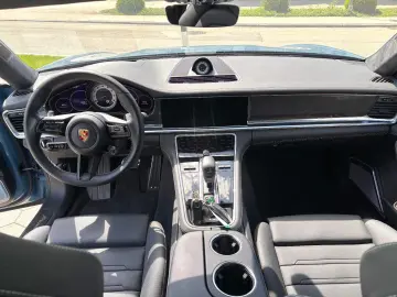 PORSCHE Panamera Turbo S TOPAUSSTATTUNG