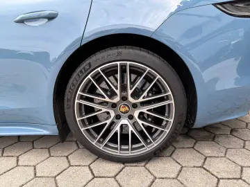 PORSCHE Panamera Turbo S TOPAUSSTATTUNG