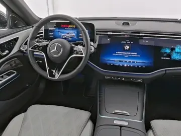 MERCEDES-BENZ E 300 e T-Modell Superscreen Leder LM &hellip;
