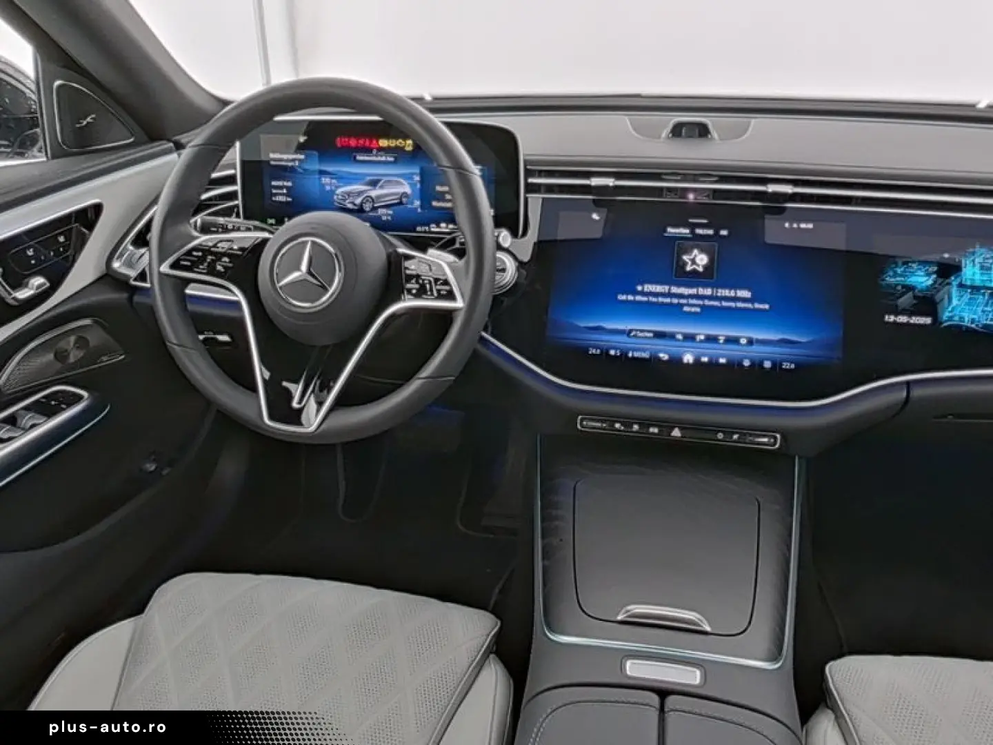 MERCEDES-BENZ E 300 e T-Modell Superscreen Leder LM &hellip;