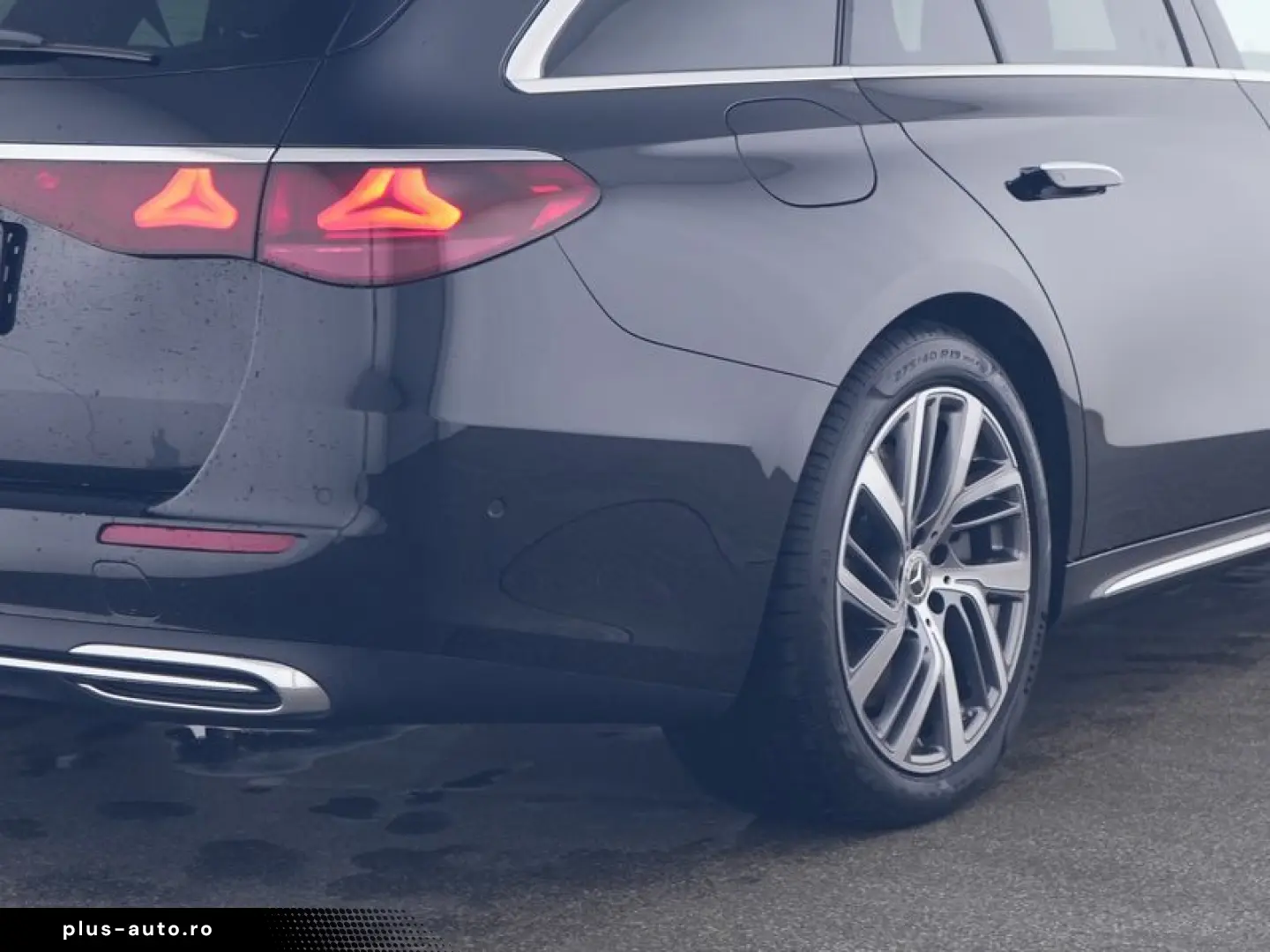 MERCEDES-BENZ E 300 e T-Modell Superscreen Leder LM &hellip;