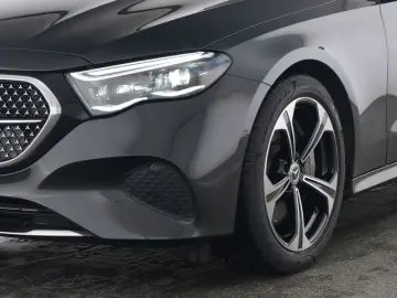 MERCEDES-BENZ E 300 e T FAP  SUPERSCREEN AHK Burm4D DigL 360