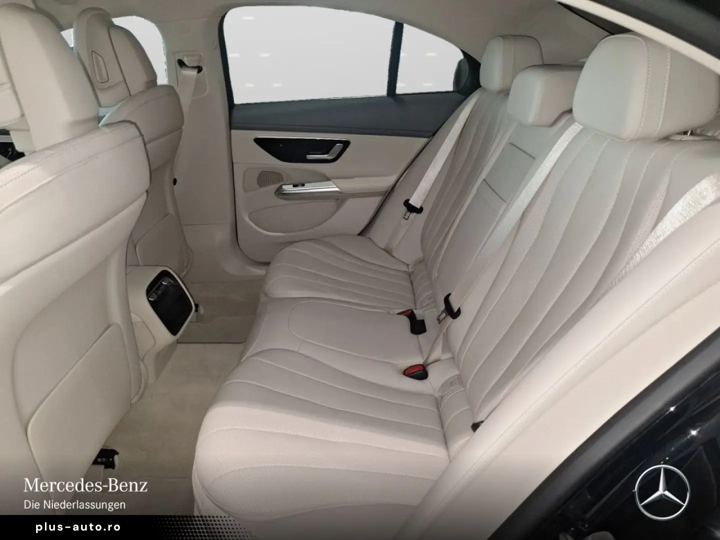 MERCEDES-BENZ E 220 d Avantgarde Adv.  SUPERSCREEN F&hellip;