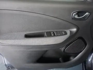 RENAULT ZOE 41kWh Z.E. R110 Life