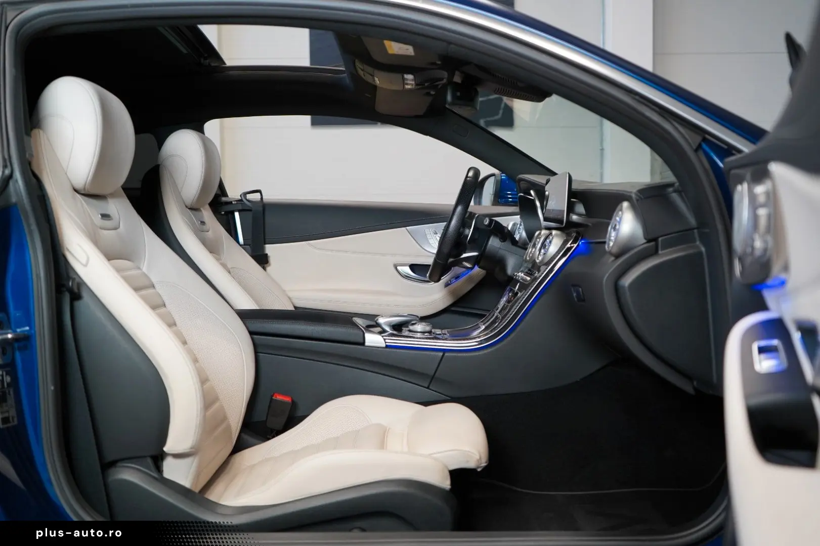 MERCEDES-BENZ C 43 AMG 4M COUPE HUD PANO 360