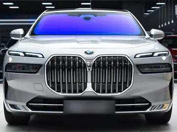 BMW 740d xDrive Pure Excellence Mild Hybrid Sportaut