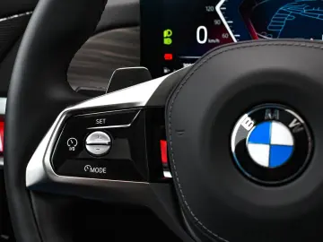 BMW 740d xDrive Pure Excellence Mild Hybrid Sportaut