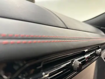 ASTON MARTIN DB12   Inspire Sport  Dark Chrome