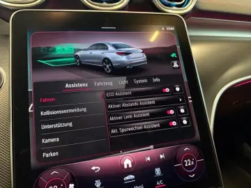 Mercedes-Benz C 300 e AMG  Night  SHD  DISTR 360