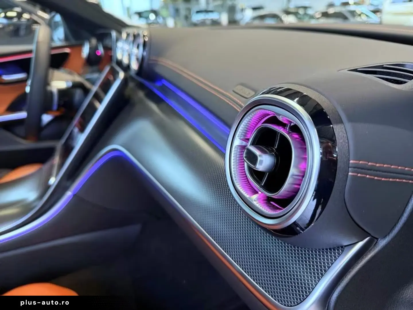 Mercedes-Benz C 300 e AMG  Night  SHD  DISTR 360