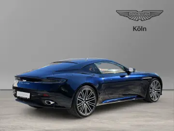 ASTON MARTIN DB12 Ultramarine Black   Oxford Tan