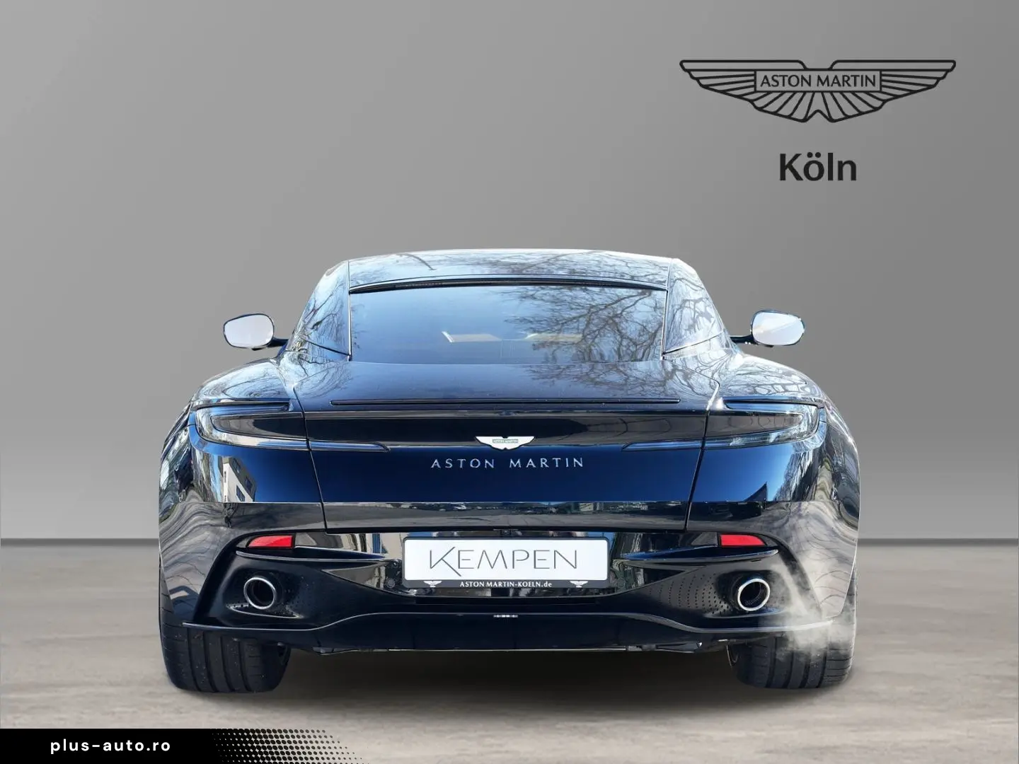 ASTON MARTIN DB12 Ultramarine Black   Oxford Tan