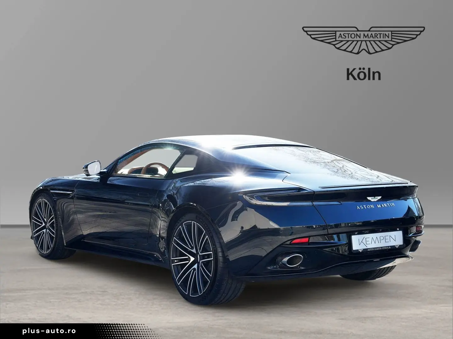 ASTON MARTIN DB12 Ultramarine Black   Oxford Tan