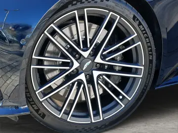 ASTON MARTIN DB12 Ultramarine Black   Oxford Tan