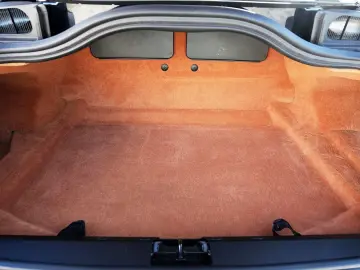 ASTON MARTIN DB12 Ultramarine Black   Oxford Tan