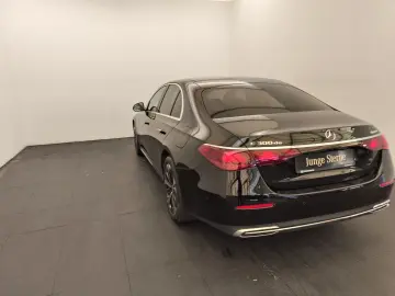 MERCEDES-BENZ E 300 de 4M Avantgarde Advanced Pano