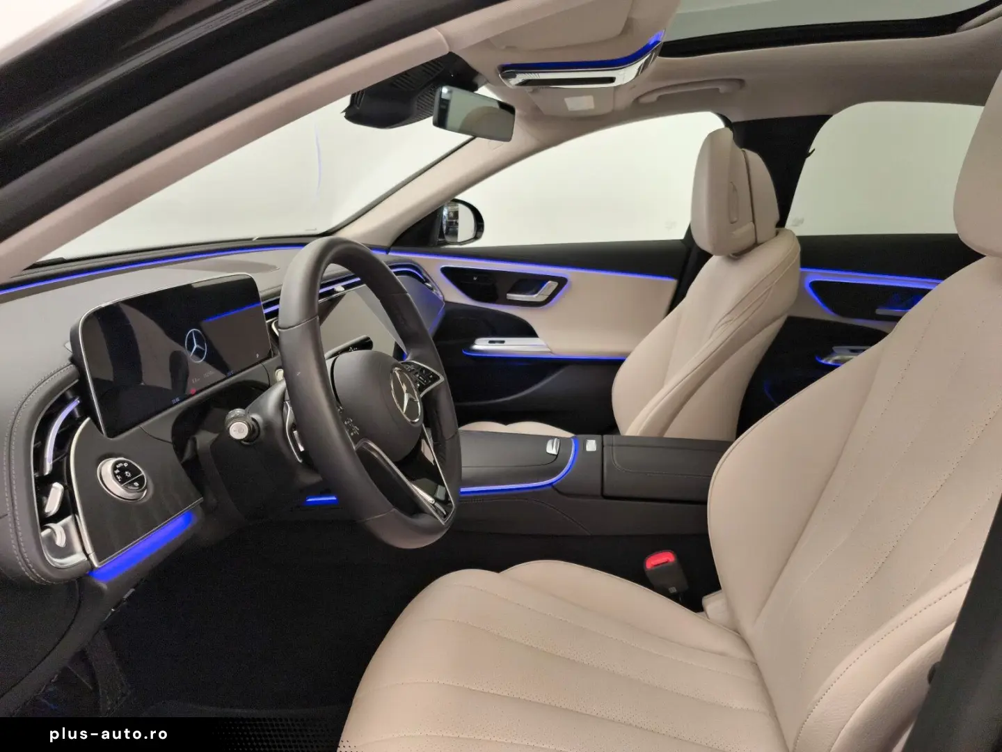 MERCEDES-BENZ E 300 de 4M Avantgarde Advanced Pano