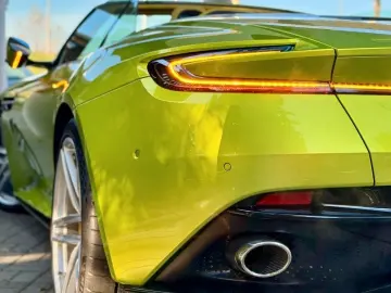 ASTON MARTIN DB12 Volante UNICAT !