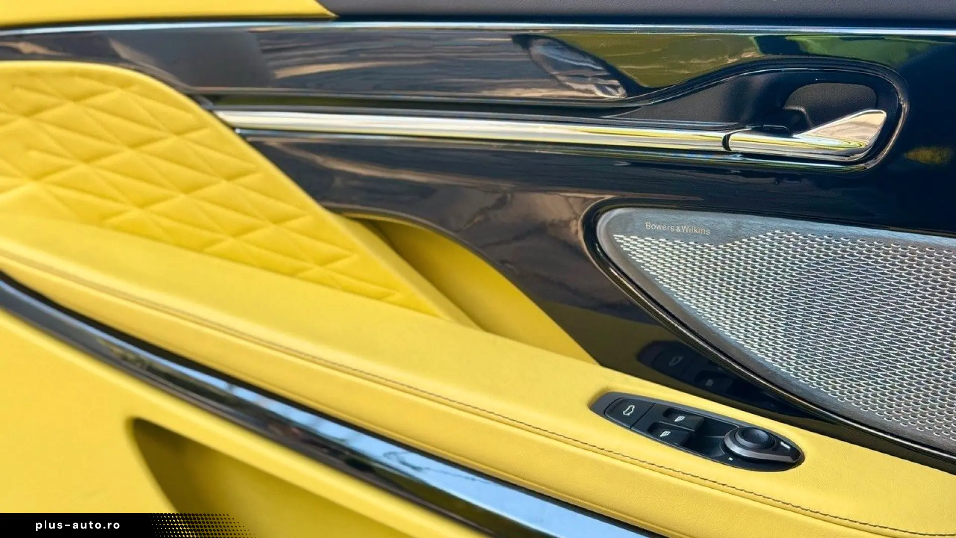 ASTON MARTIN DB12 Volante UNICAT !