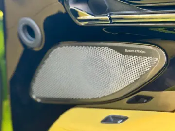 ASTON MARTIN DB12 Volante UNICAT !