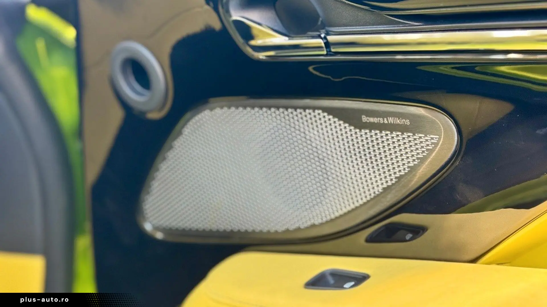 ASTON MARTIN DB12 Volante UNICAT !