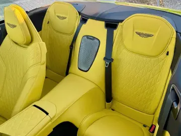 ASTON MARTIN DB12 Volante UNICAT !