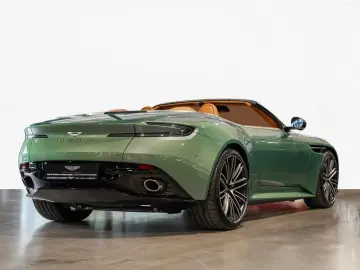ASTON MARTIN DB12 Volante