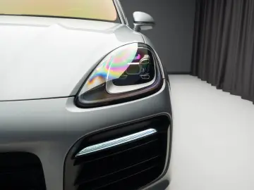 Porsche Cayenne Coupe Plug-In Hybrid