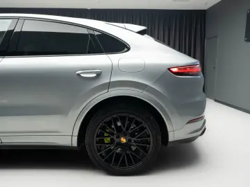 Porsche Cayenne Coupe Plug-In Hybrid