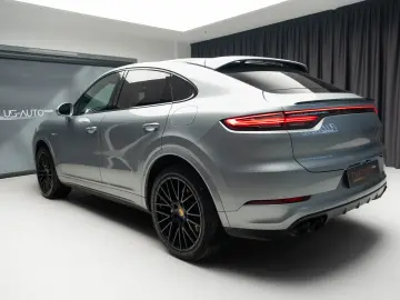 Porsche Cayenne Coupe Plug-In Hybrid