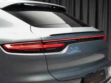 Porsche Cayenne Coupe Plug-In Hybrid