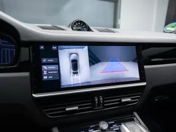 Porsche Cayenne Coupe Plug-In Hybrid