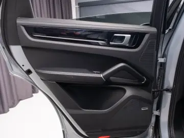 Porsche Cayenne Coupe Plug-In Hybrid