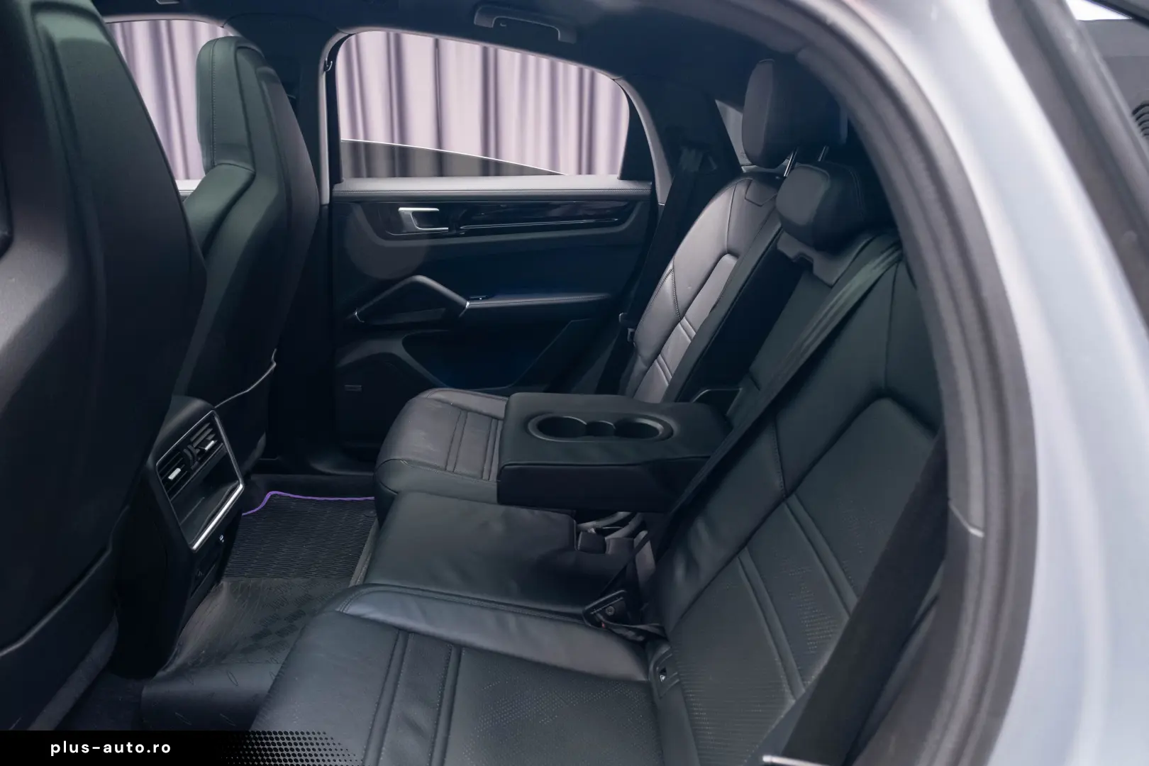 Porsche Cayenne Coupe Plug-In Hybrid