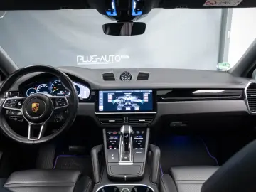 Porsche Cayenne Coupe Plug-In Hybrid
