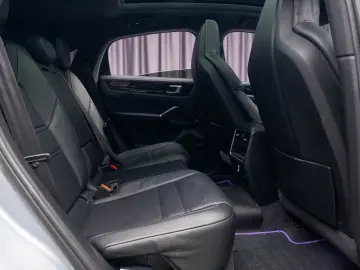 Porsche Cayenne Coupe Plug-In Hybrid